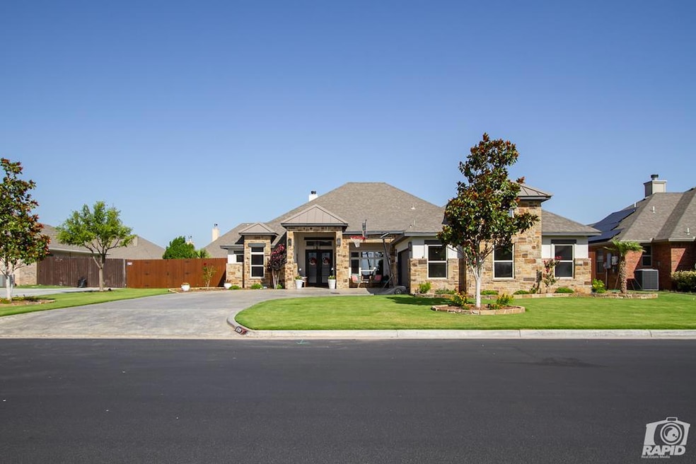 4709 Shadow Creek Dr, San Angelo, TX 76904 - photo 1