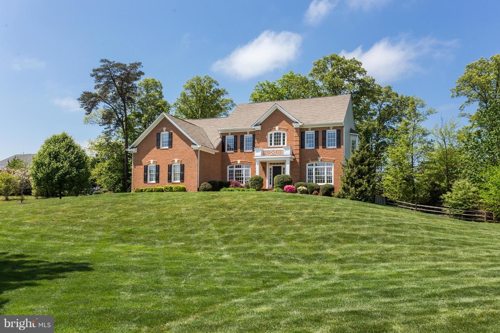 9351 Birchfield Way, Lorton, VA 22079 - photo 1