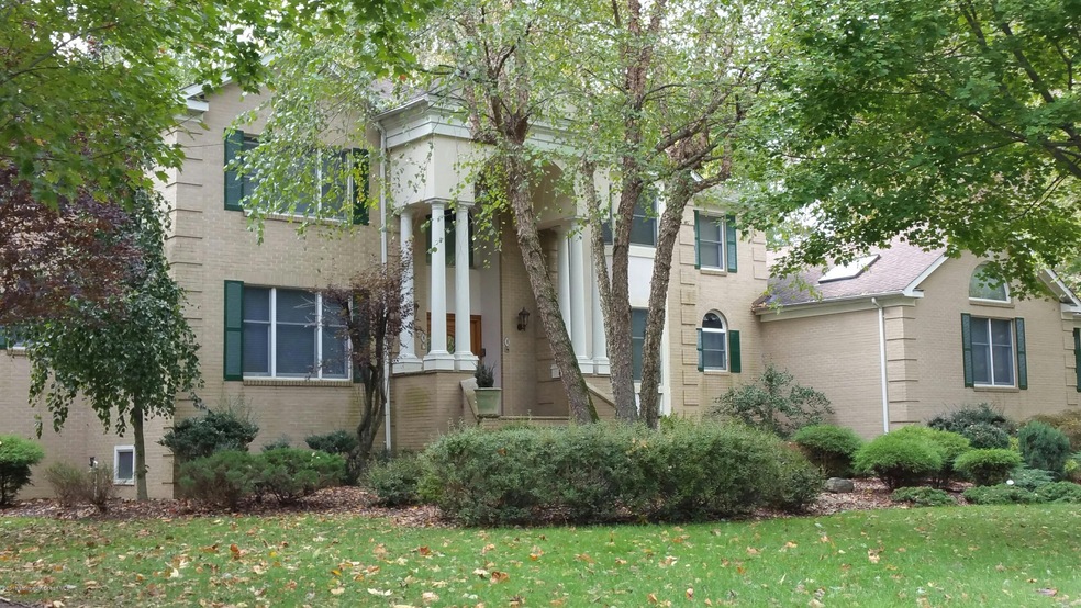 7 Beth Ln, Morganville, NJ 07751 - photo 1