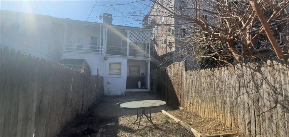 33 N 14th St, Allentown, PA 18102 - photo 1