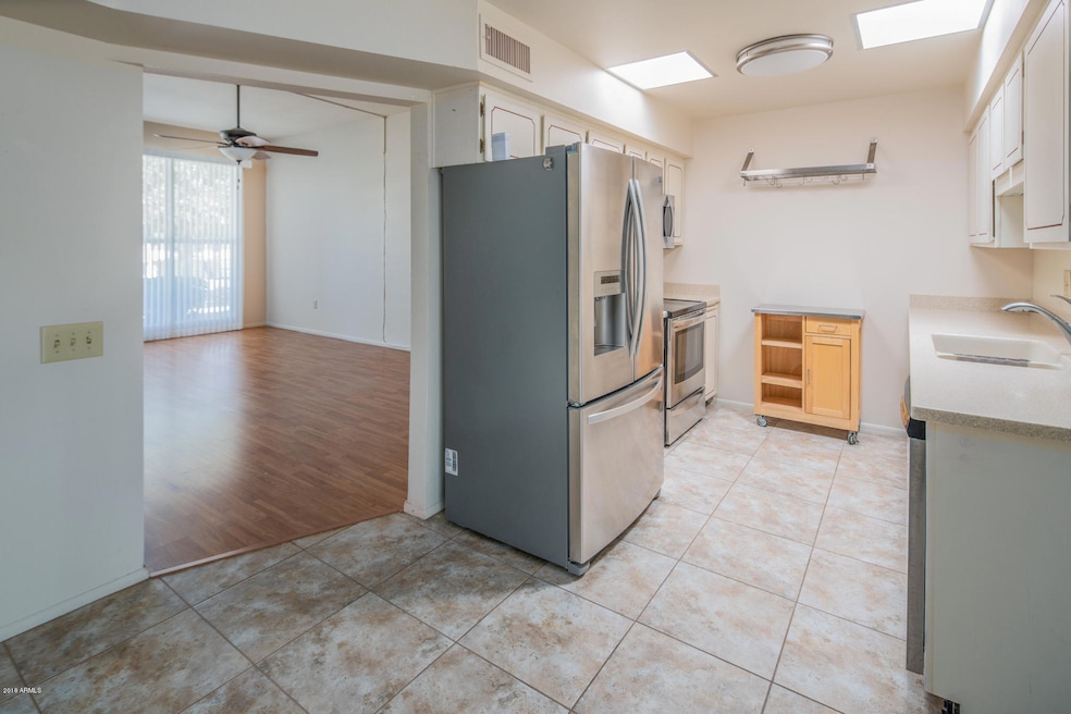 14208 N Newcastle Dr unit 15C, Sun City, AZ 85351 - photo 1