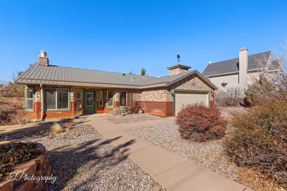 26-web-or-mls-317 N Pinion Cir-26