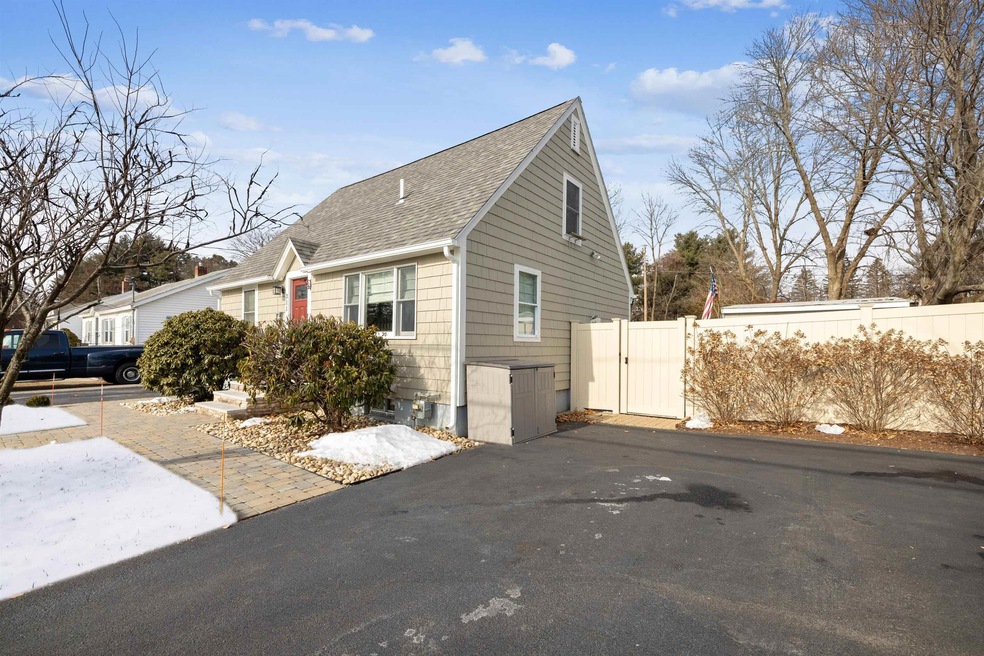 311 Lake St, Nashua, NH 03060 - photo 1