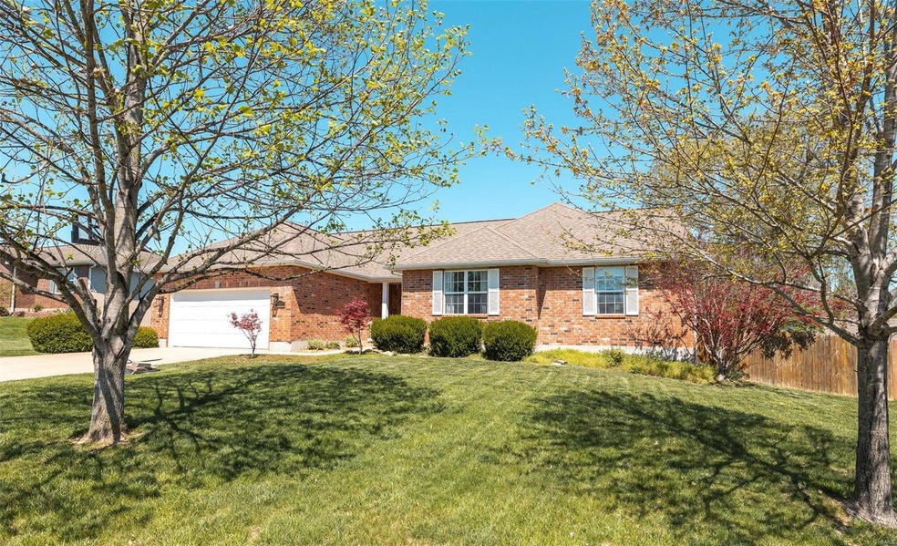 1111 Highland Dr, Rolla, MO 65401 - photo 1