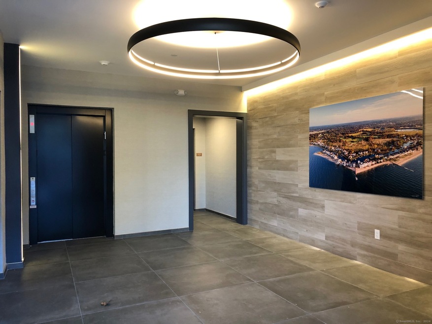 1675 Post Rd unit 403, Fairfield, CT 06824 - photo 1