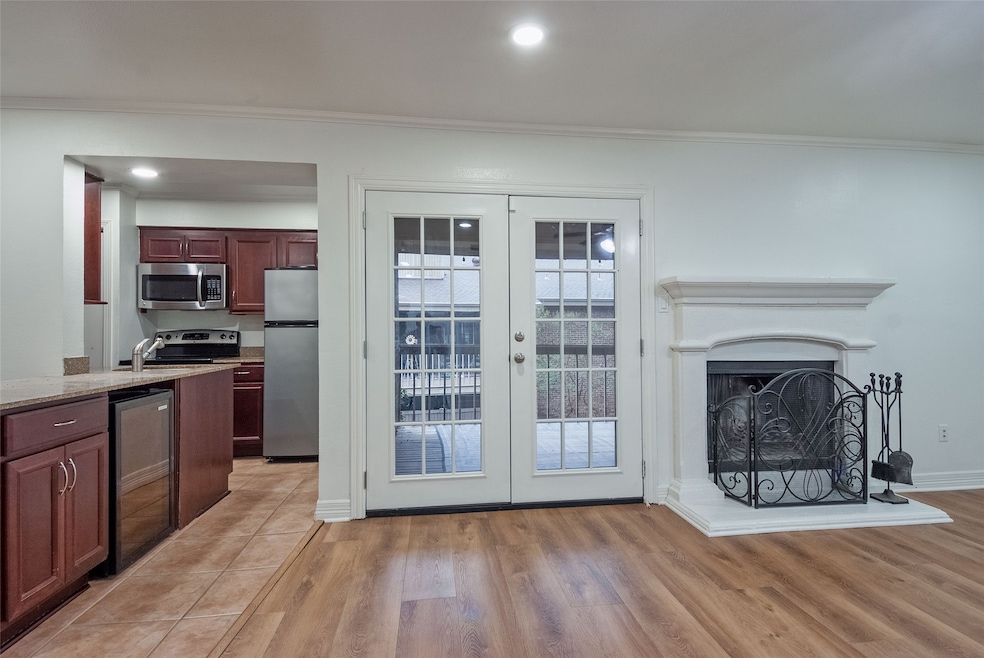 5130 Amesbury Dr unit 203, Dallas, TX 75206 - photo 1