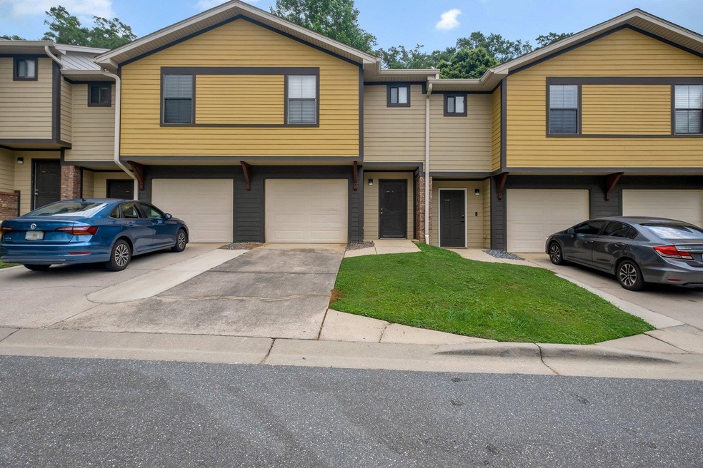 2306 Timber Oaks Ln unit 1, Tallahassee, FL 32304 - photo 1