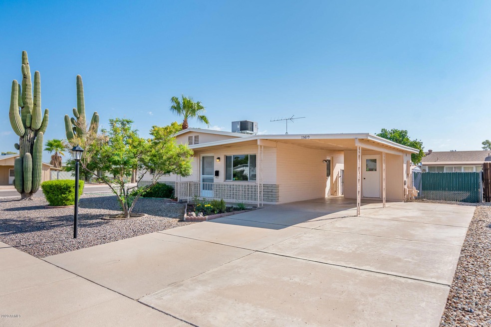 15619 N 23rd St - MLS01-1