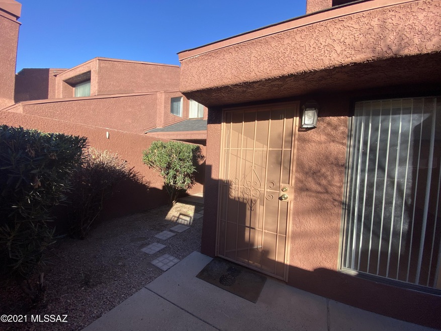 4021 N Weimer Place unit 14, Tucson, AZ 85719 - photo 1