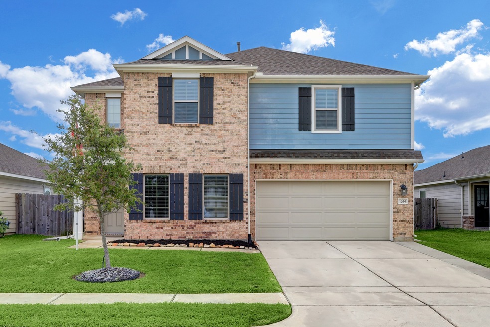 1244 Steed Bluff Dr, Alvin, TX 77511 - photo 1