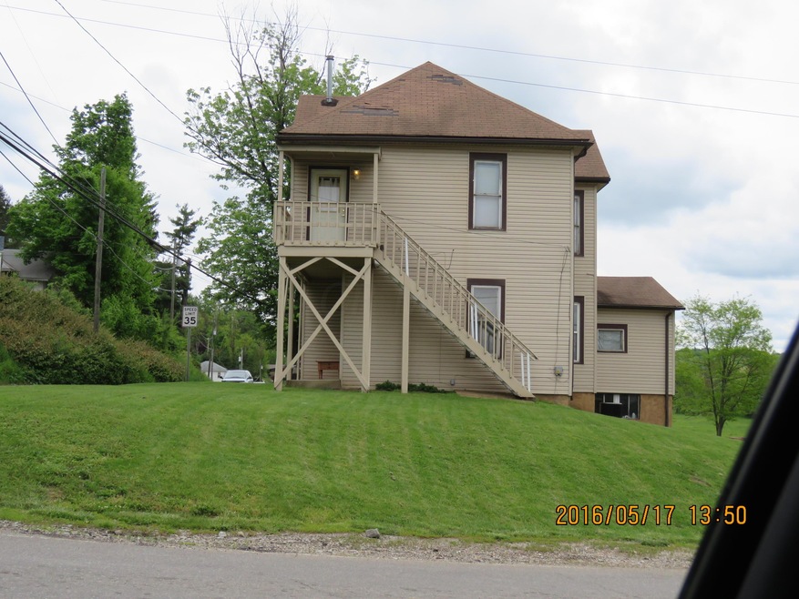 636 Zanesville Ave, Logan, OH 43138 - photo 1