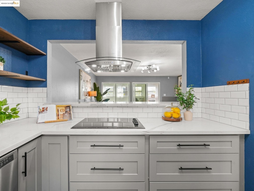 2106 Otis Dr unit D, Alameda, CA 94501 - photo 1