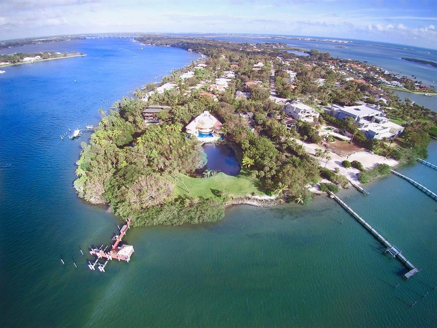 Aerial view of Property