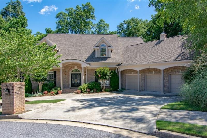 Beautiful Amberfield home