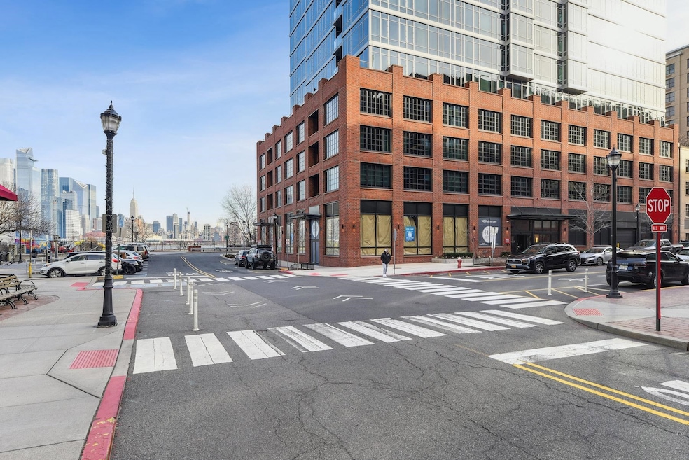 1425 Hudson St unit 11A, Hoboken, NJ 07030 - photo 1