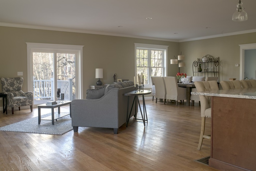 105 Spring Hill Dr unit 21, Uxbridge, MA 01569 - photo 1