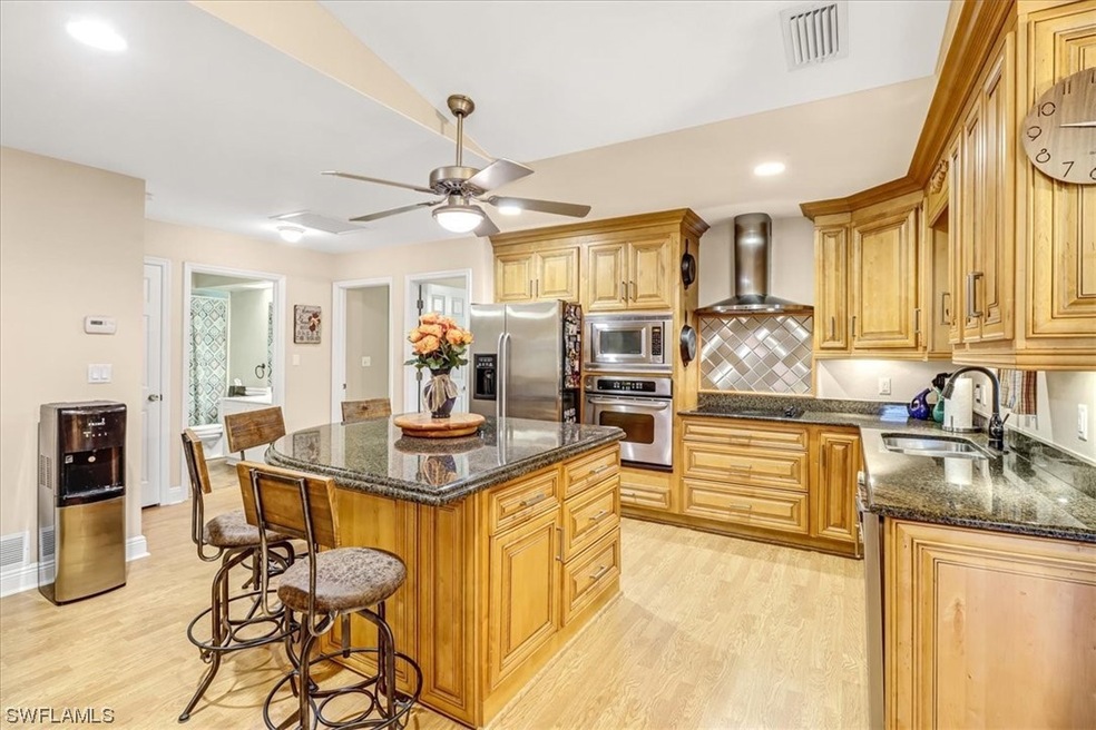 Granite Counters and Under Counter Lighting