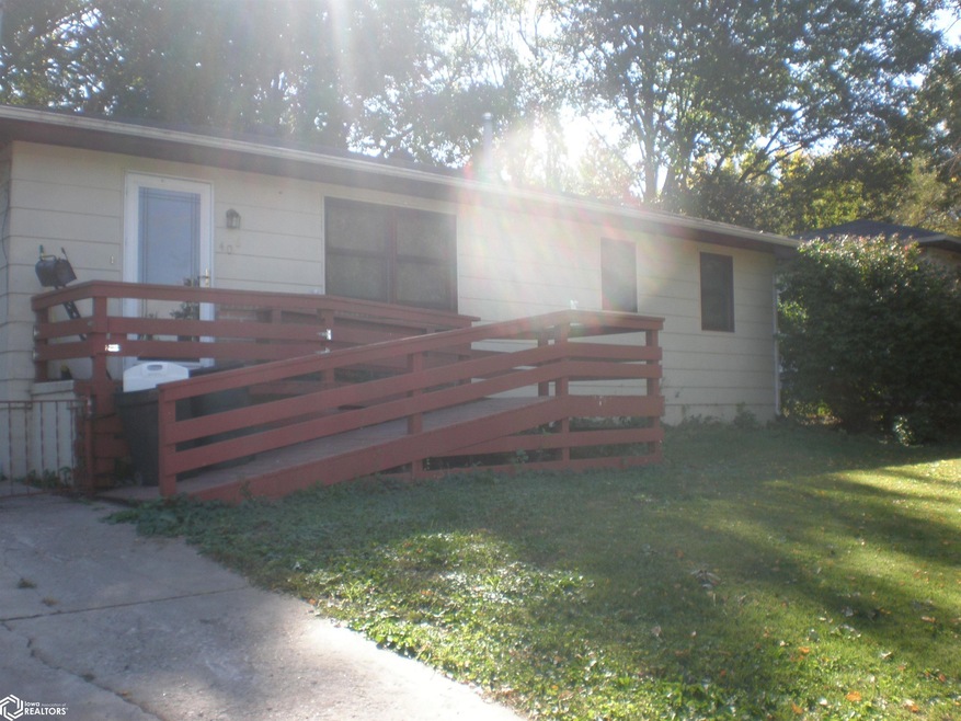 406 Garfield St, Shenandoah, IA 51601 - photo 1