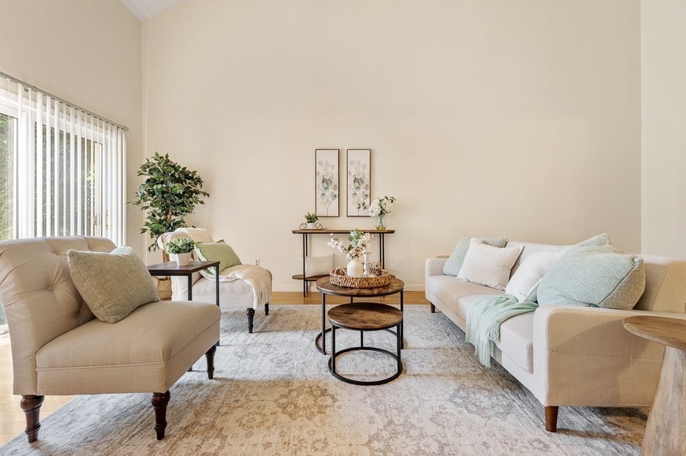 7 Ascot Ln, Uxbridge, MA 01569 - photo 1