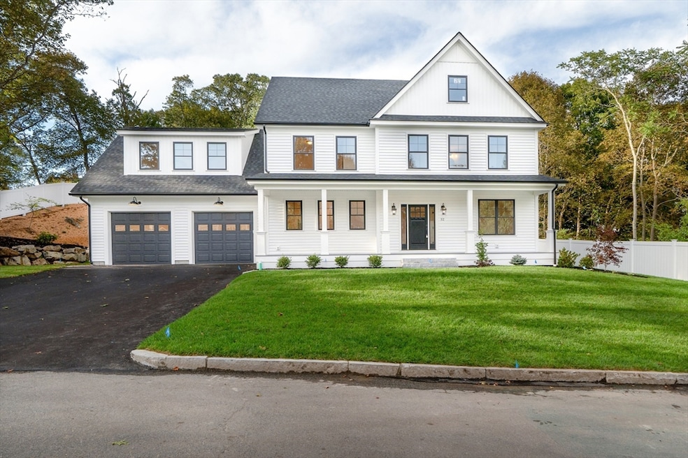 32 Garden Rd, Stoneham, MA 02180 - photo 1