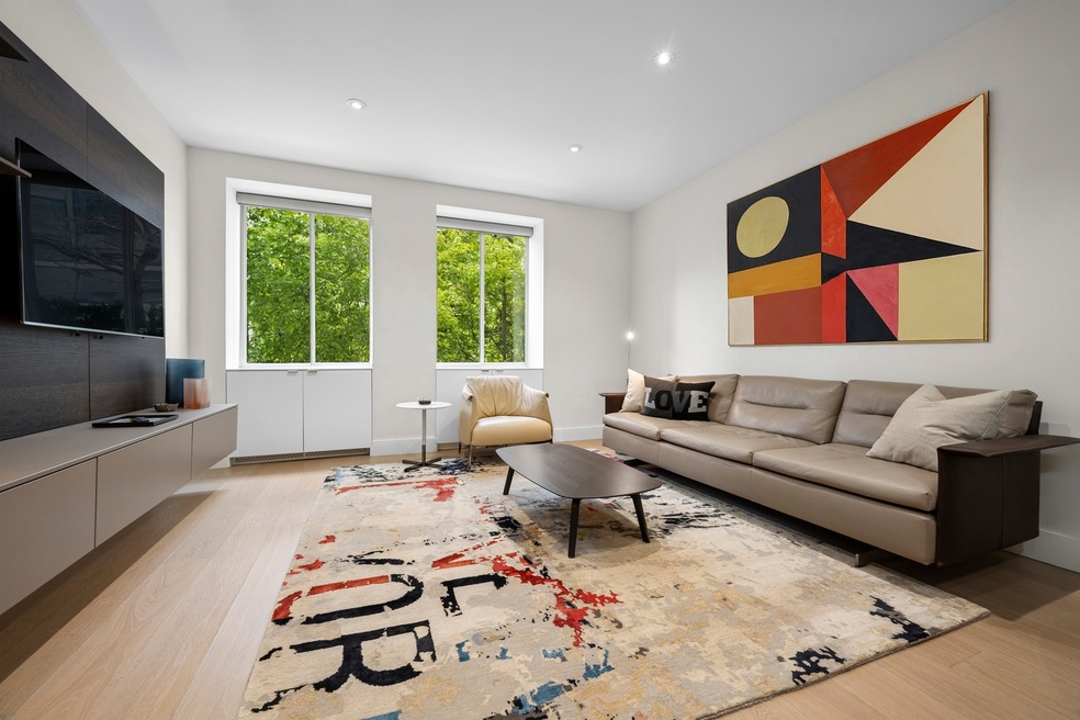 167 Perry St unit 1/2D, New York, NY 10014 - photo 1