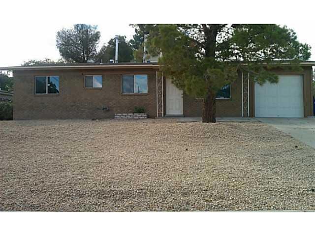 1305 Wedgewood Dr, El Paso, TX 79925 - photo 1
