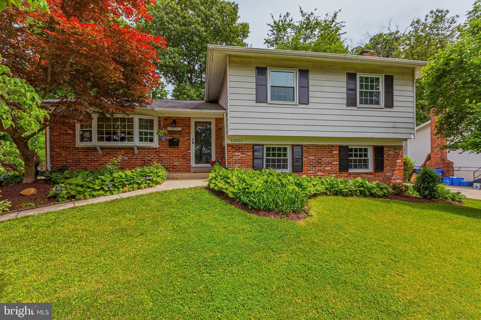 14201 Gaines Ave, Rockville, MD 20853 - photo 1