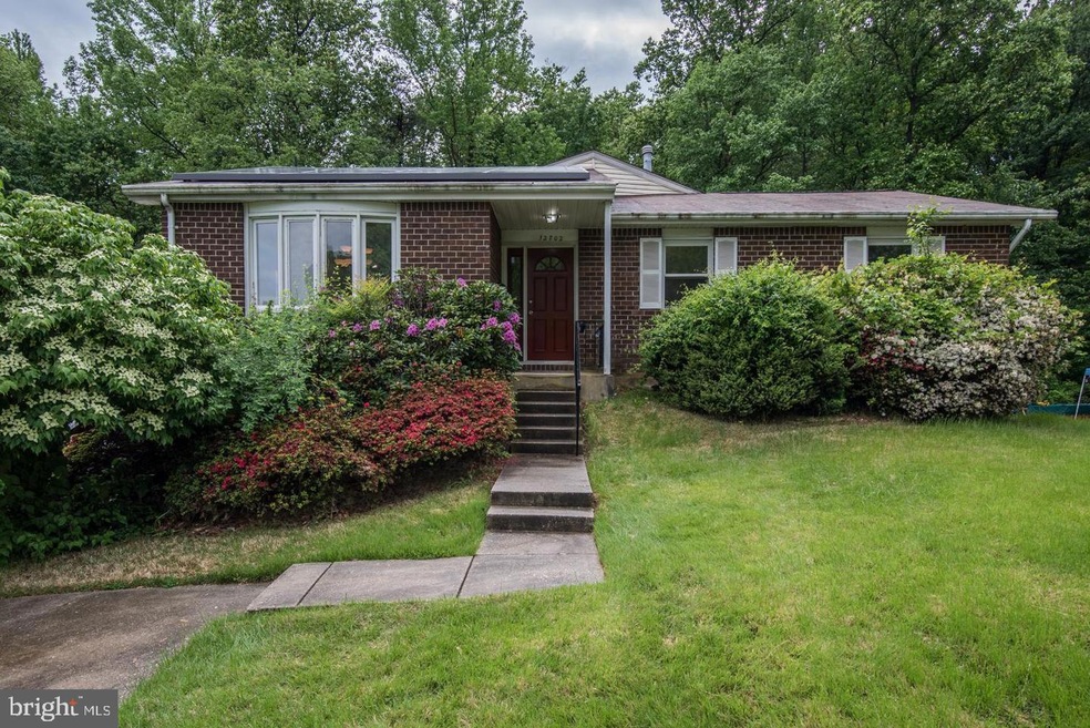 12702 N Point Ln, Laurel, MD 20708 - photo 1