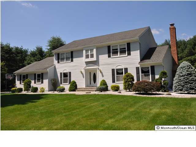 36 Ladwood Dr, Holmdel, NJ 07733 - photo 1