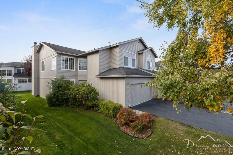 Exterior Front-20190914-5144