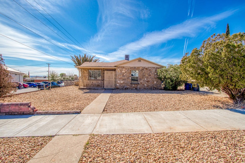 2928 Fort Blvd, El Paso, TX 79930 - photo 1
