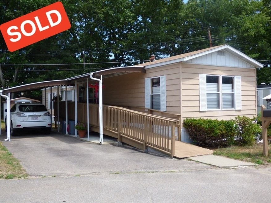 276 Lunenburg St unit 10, Fitchburg, MA 01420 - photo 1