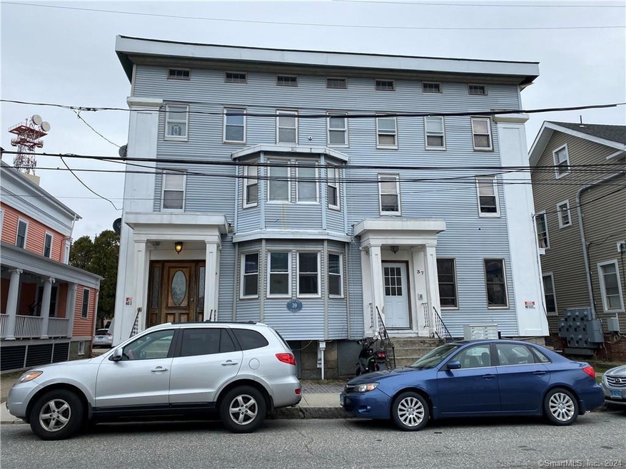 39 Tilley St unit 1, New London, CT 06320 - photo 1