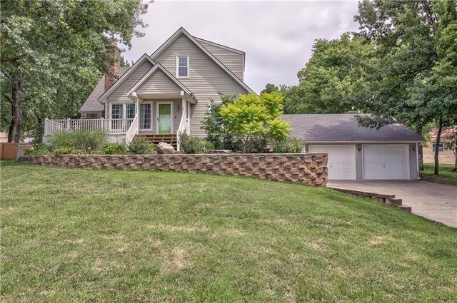 21126 W 71st St, Shawnee, KS 66218 - photo 1