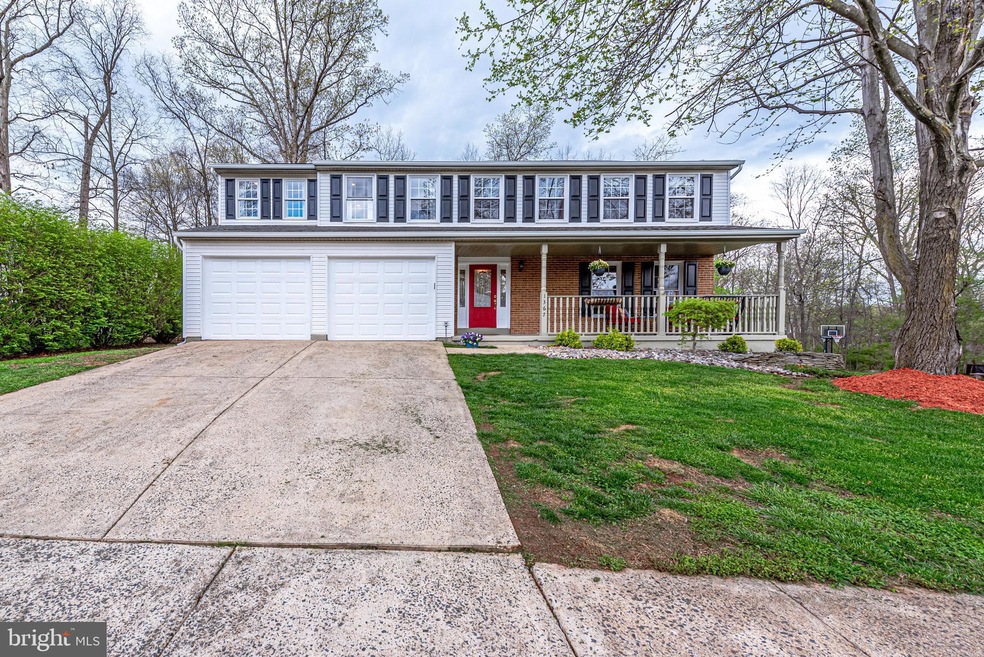 1367 Rock Chapel Rd, Herndon, VA 20170 - photo 1