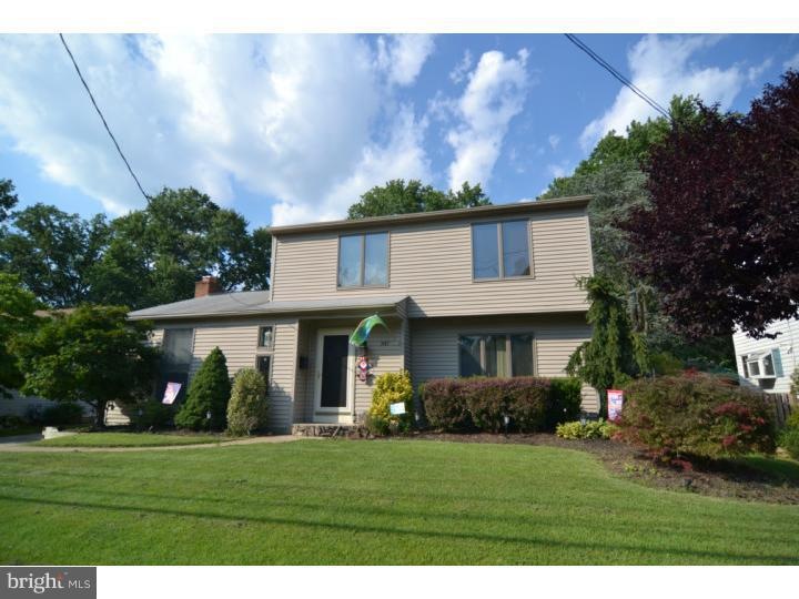 347 Crawford Ave, Maple Shade, NJ 08052 - photo 1