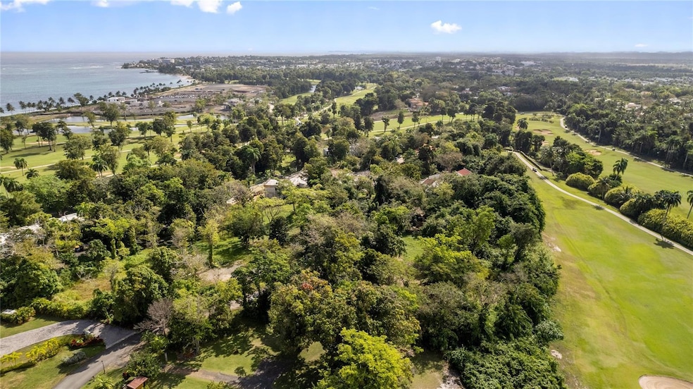 For Sale $7,300,000 • Co-Listing Agent