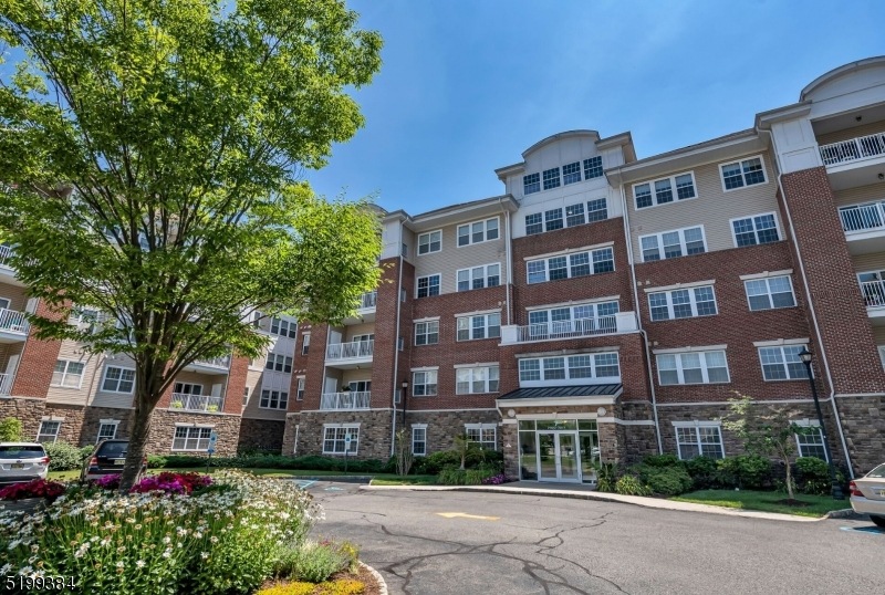 5208 Warrens Way, Wanaque, NJ 07465 - photo 1