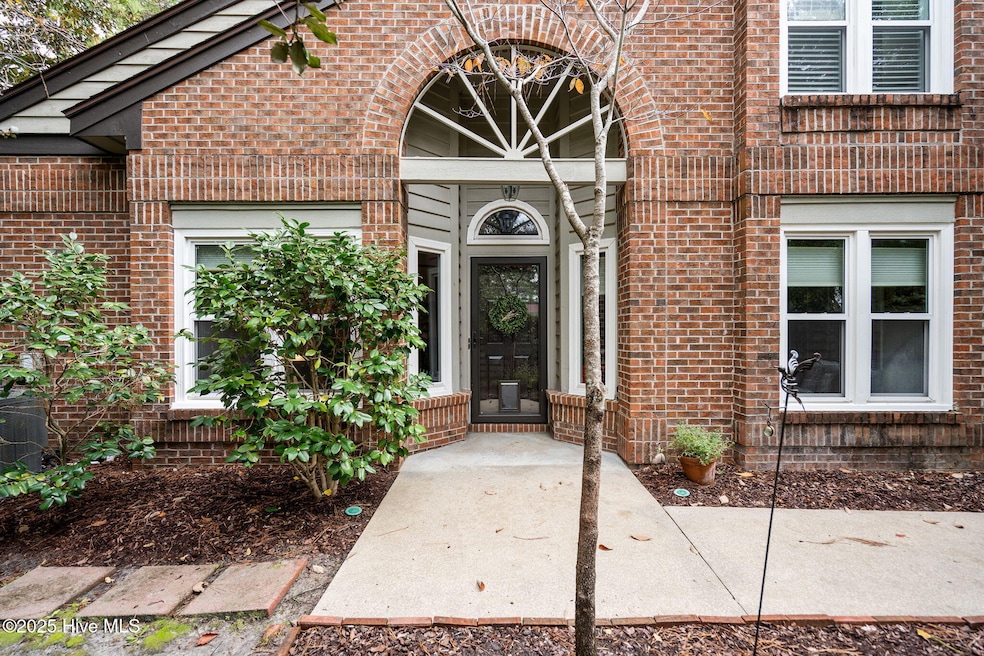 1916 Jumpin Run Dr, Wilmington, NC 28403 - photo 1