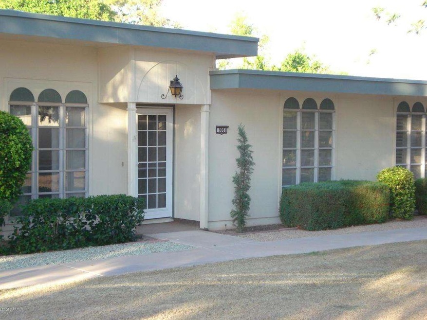 Court Yard Facing GA301