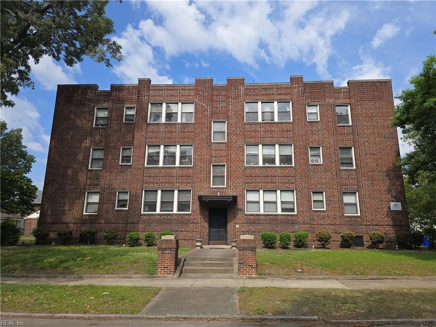 For Rent $1,300/month