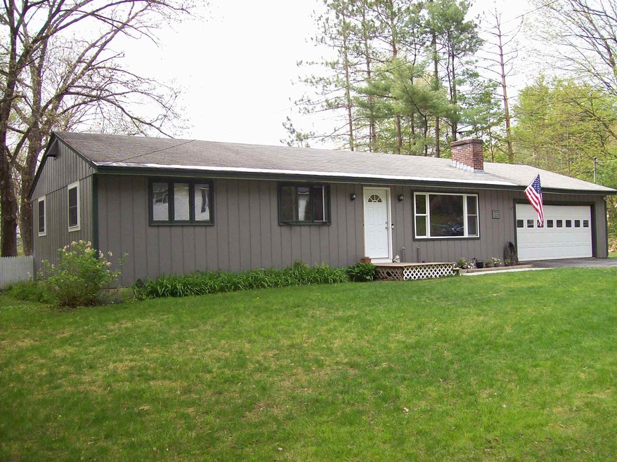 22 Pine St, Charlestown, NH 03603 - photo 1