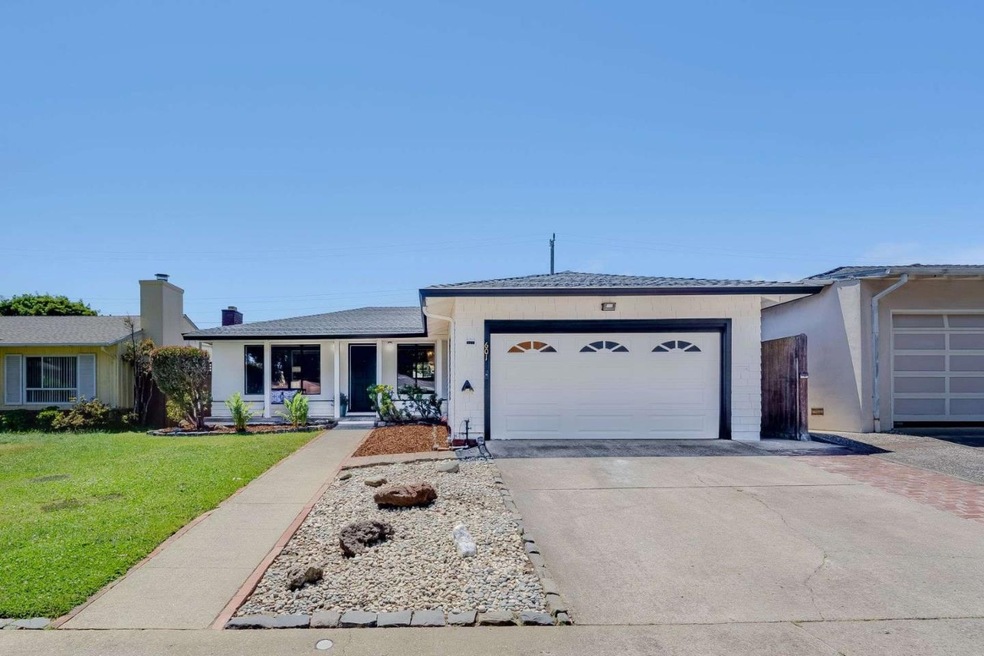 Sold $1,280,000 • Co-Listing Agent