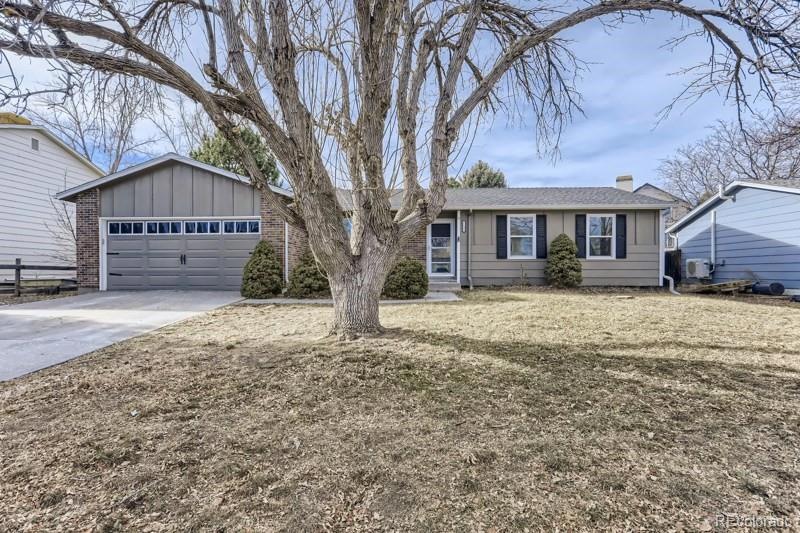 1121 S Salida Way, Aurora, CO 80017 - photo 1