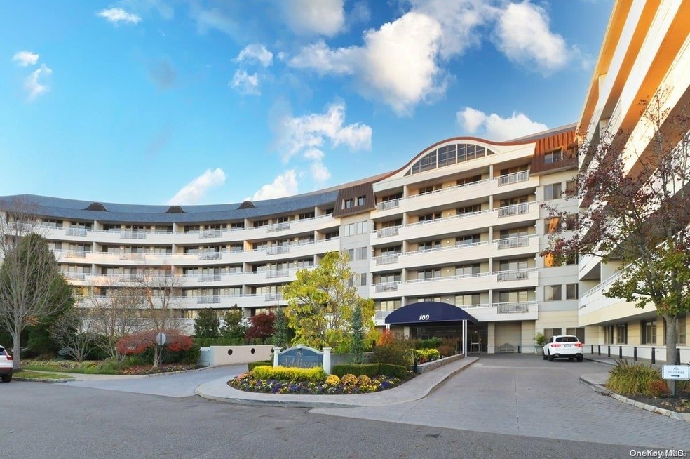 Harbor View at Port Washington unit 611, Port Washington, NY 11050 - photo 1