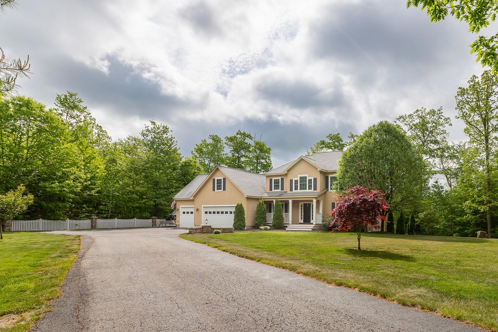 88 Payeur Cir, Sanford, ME 04073 - photo 1