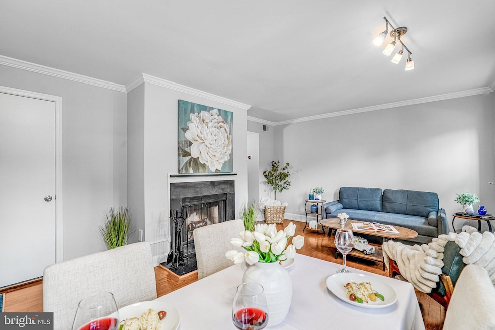 2106 N Scott St unit 40, Arlington, VA 22209 - photo 1