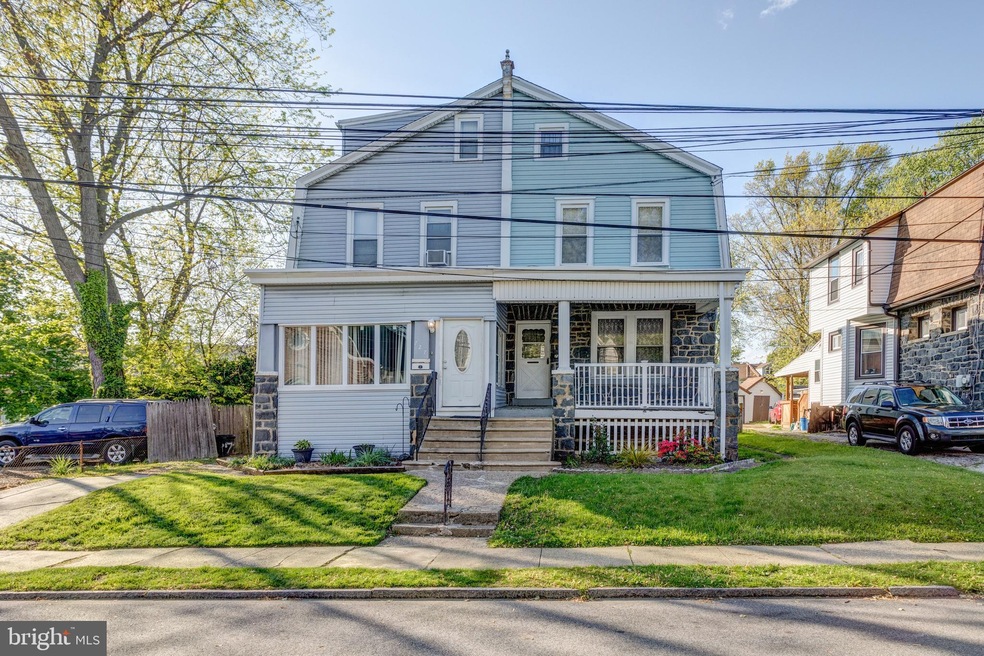725 Ash Ave, Darby, PA 19023 - photo 1