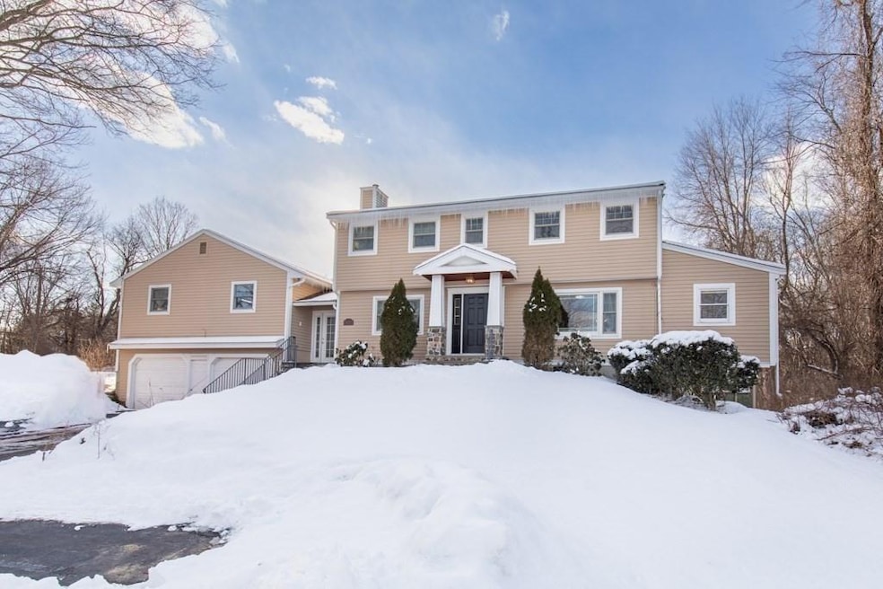 7 Goodmans Hill Rd, Sudbury, MA 01776 - photo 1