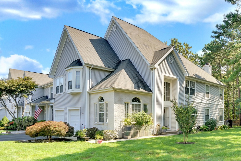 4207 Galloping Hill Ln unit 4207, Toms River, NJ 08755 - photo 1